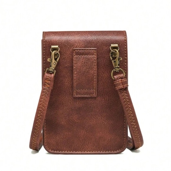 New Crossbody Bag - Picture 3 of 8